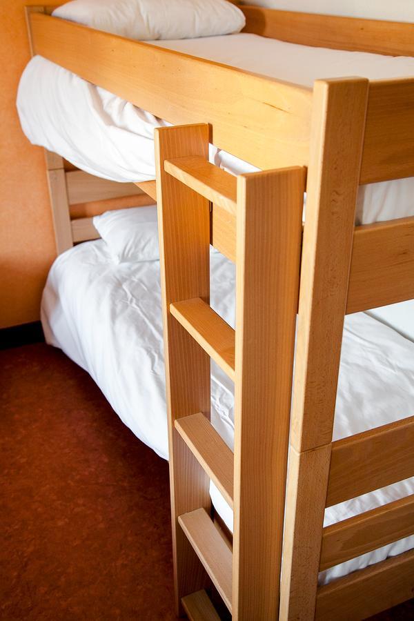 Logis Du Commerce Hotel 3*